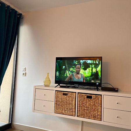Superbe Appartement Une Chambre Vue Mer Piscine Tennis Кан Екстериор снимка